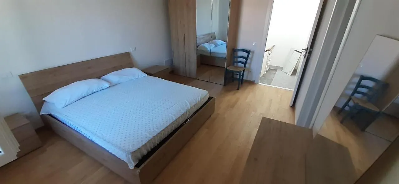 La Casa Gialla Del Ristoro Agricolo Vecchiano 0*,