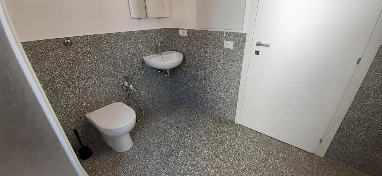 La Casa Gialla Del Ristoro Agricolo Vecchiano Italy